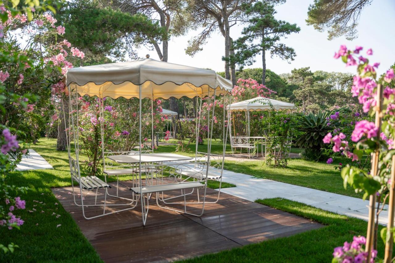 Riviera Resort Hotel Lignano Sabbiadoro Exterior foto
