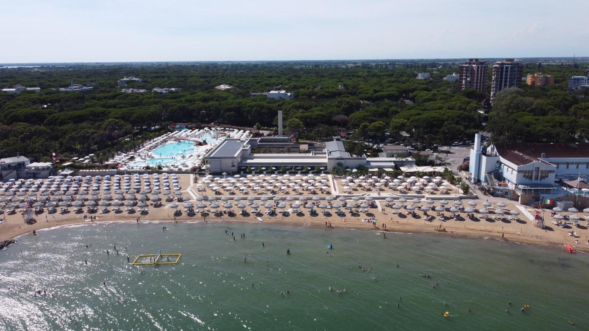 Riviera Resort Hotel Lignano Sabbiadoro Exterior foto